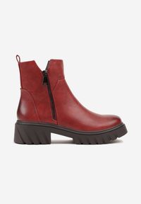 Born2be - Czerwone Botki do Kostki na Tłoczonej Podeszwie Zdobione Suwakiem Vodvire. Okazja: na co dzień. Kolor: czerwony. Materiał: jeans. Wzór: aplikacja. Styl: klasyczny, casual, elegancki #3