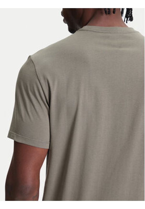 Calvin Klein T-Shirt Box Tape Graphic LV04RC854G Zielony Regular Fit. Kolor: zielony. Materiał: bawełna