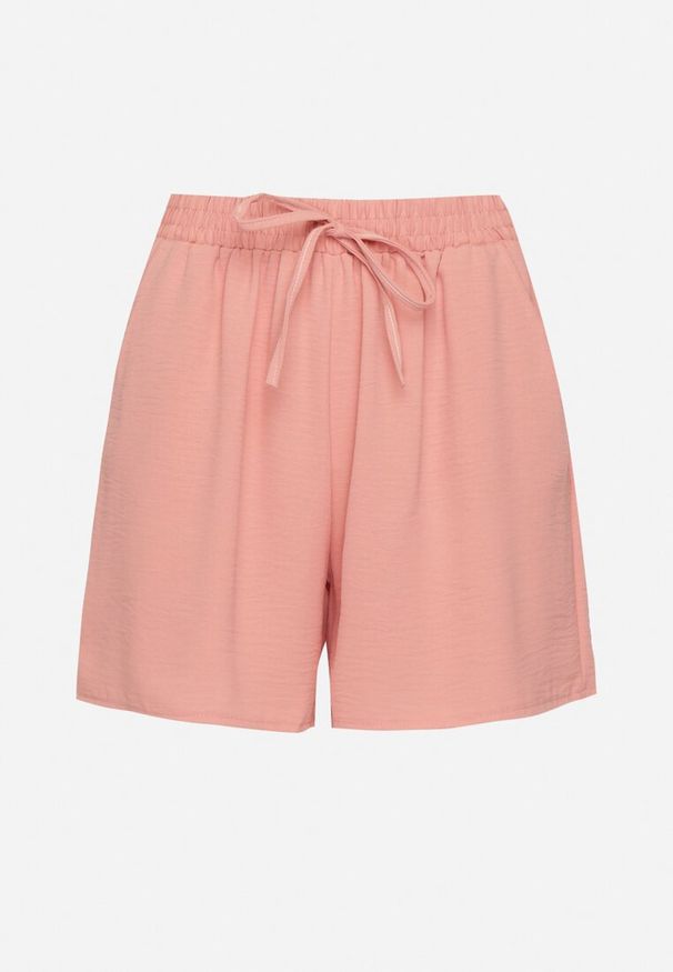Born2be - Różowe Szorty z Wysokim Stanem i Wiązaniem Lunadria. Okazja: na co dzień. Stan: podwyższony. Kolor: różowy. Styl: casual, elegancki