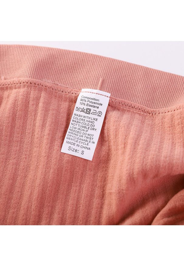 Intica - Koronkowe szorty damskie na co dzień Trix. Kolor: czarny. Materiał: koronka. Wzór: koronka, gładki