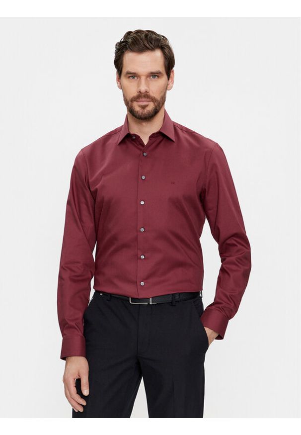 Calvin Klein Koszula K10K108427 Bordowy Fitted Fit. Kolor: czerwony. Materiał: bawełna