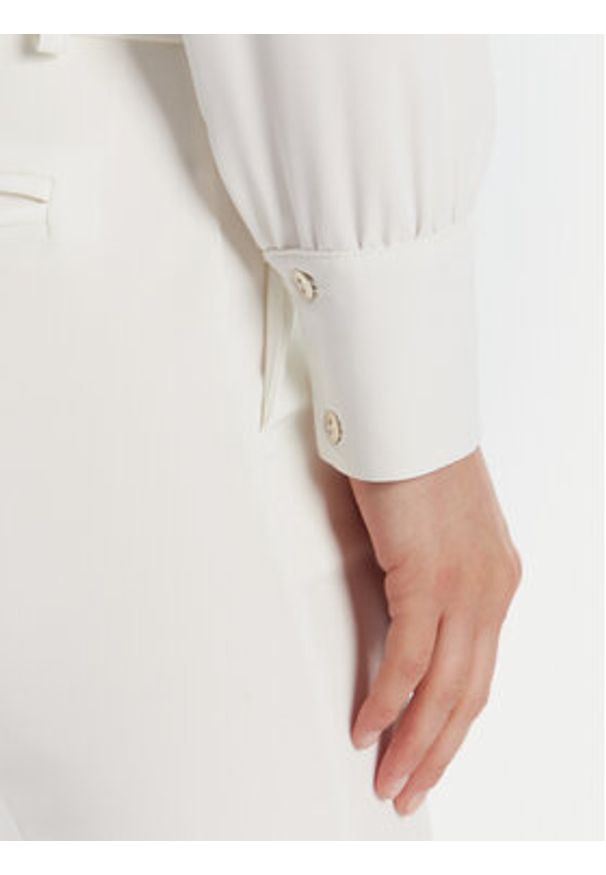 Rinascimento Body CFC0126182003 Biały Regular Fit. Kolor: biały. Materiał: syntetyk