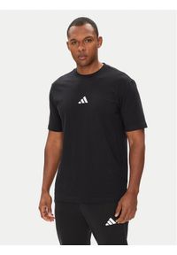 Adidas - adidas T-Shirt Essentials Small Logo JE9024 Czarny Regular Fit. Kolor: czarny. Materiał: bawełna