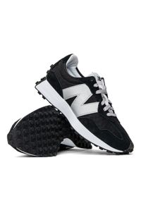 Sneakersy męskie czarne New Balance MS327MM1. Okazja: do pracy, na spacer, na co dzień. Kolor: czarny. Sport: turystyka piesza