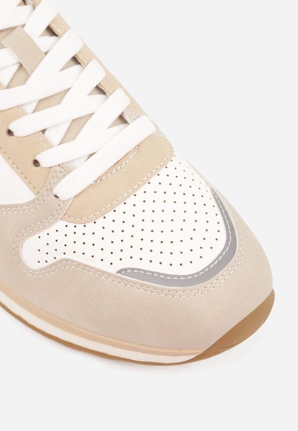 Born2be - Beżowe Klasyczne Buty Sportowe Sneakersy z Perforacją na Nosku Lasthora. Okazja: do pracy, na co dzień, na spotkanie biznesowe. Kolor: beżowy. Materiał: jeans. Szerokość cholewki: normalna. Wzór: kratka