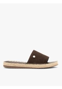 Ryłko - Ciemnobrązowe klapki na sznurkowym spodzie. Okazja: na co dzień. Nosek buta: okrągły. Kolor: brązowy. Materiał: skóra, welur. Obcas: na obcasie. Styl: casual, street, klasyczny #1