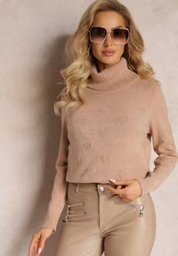 Renee - Ciemnobeżowy Golf z Długim Rękawem Kinfrei. Typ kołnierza: golf. Kolor: beżowy. Materiał: dzianina. Długość rękawa: długi rękaw. Długość: długie #4