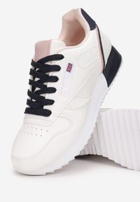Born2be - Biało-Niebieskie Sneakersy Salothise. Kolor: biały. Materiał: skóra ekologiczna. Szerokość cholewki: normalna. Wzór: aplikacja #4