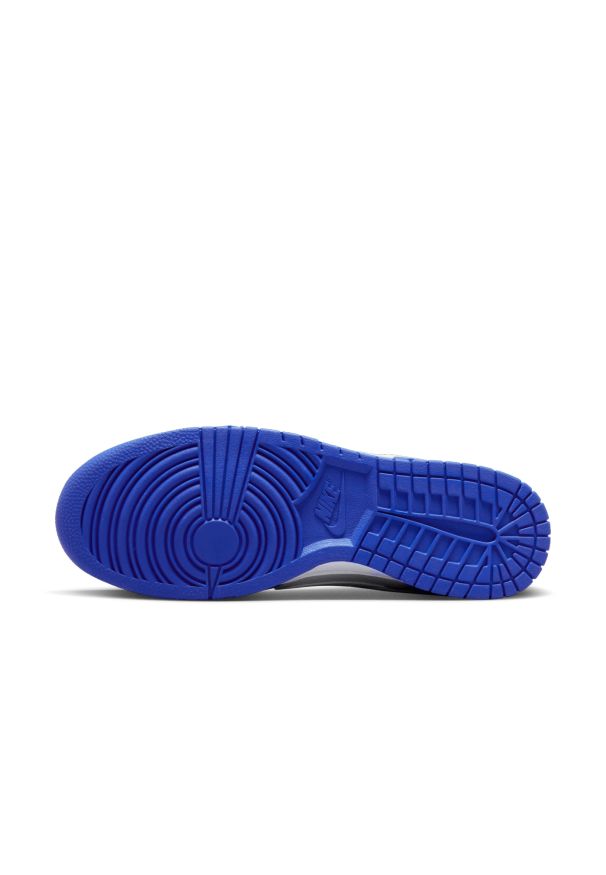 Nike Dunk Low Retro Sneakersy męskie. Okazja: na co dzień. Zapięcie: sznurówki. Kolor: biały. Materiał: guma, skóra. Szerokość cholewki: normalna. Wzór: gładki. Sezon: lato