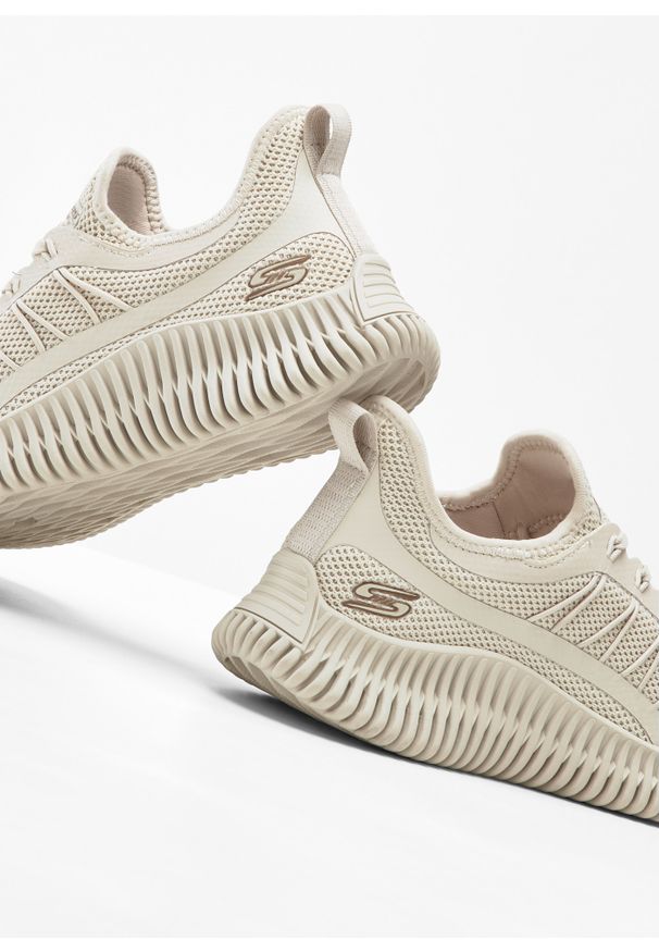 bonprix - Sneakersy Skechers z pianką memory. Kolor: brązowy