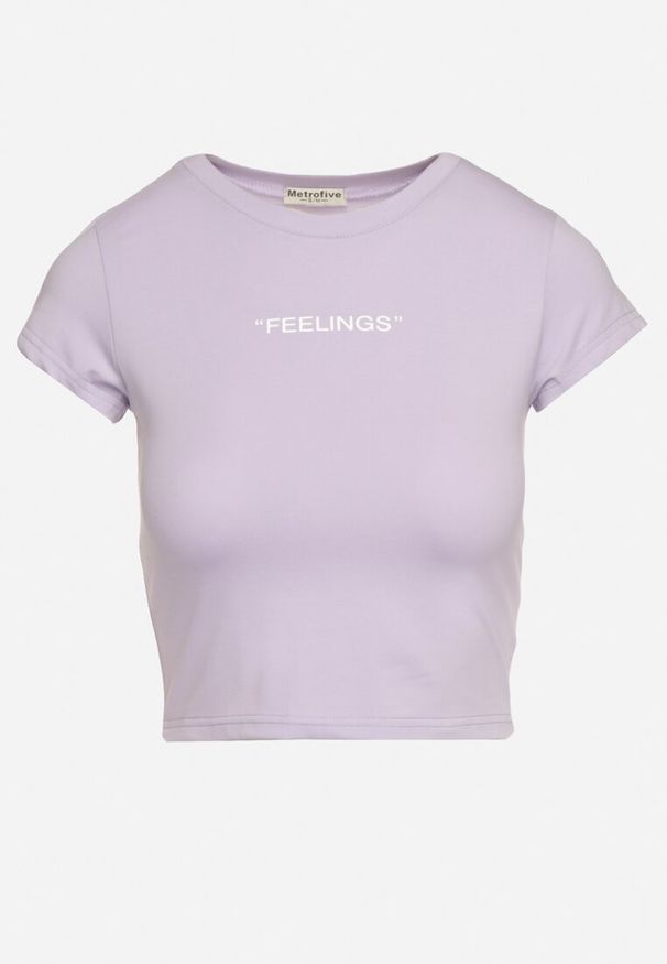 Born2be - Fioletowy Dopasowany T-shirt Cropped z Napisem z Pzodu Yaloena. Okazja: na co dzień. Kolor: fioletowy. Materiał: materiał, jeans. Wzór: napisy. Styl: elegancki, wizytowy, casual