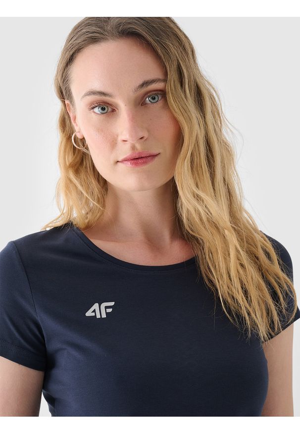 4f - 4F T-shirt slim gładki damski - granatowy M. Okazja: na co dzień. Kolor: niebieski. Materiał: bawełna, jersey, dzianina. Długość rękawa: krótki rękaw. Długość: krótkie. Wzór: gładki. Styl: casual, sportowy, klasyczny