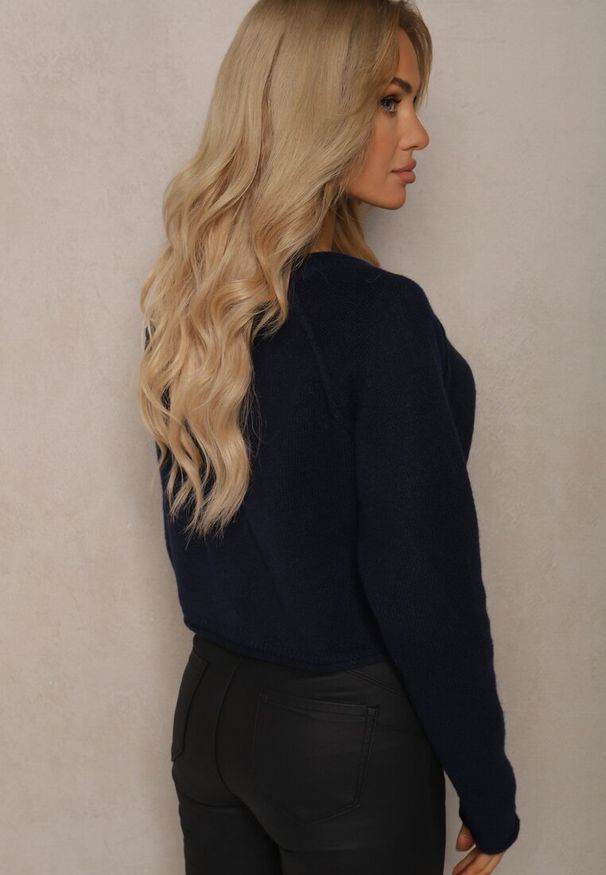 Renee - Granatowy Rozpinany Kardigan z Wełną Evelinae. Okazja: do pracy, na spotkanie biznesowe, na co dzień. Kolor: niebieski. Materiał: wełna. Styl: casual, biznesowy