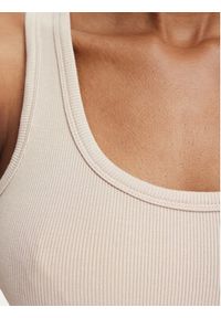 Guess Top V4YP06 K8RT2 Beżowy Slim Fit. Kolor: beżowy. Materiał: wiskoza #4