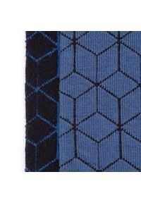 Wittchen - Męskie skarpetki w kontrastowy geometryczny wzór – zestaw 2 par niebiesko-czarny. Kolor: niebieski, wielokolorowy, czarny. Materiał: bawełna. Wzór: geometria #2