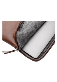 Etui Trunk MacBook 14'' brązowy. Kolor: brązowy. Materiał: mikrofibra, skóra. Styl: elegancki, biznesowy #3