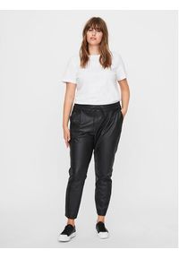 Vero Moda Curve Spodnie z imitacji skóry 10225775 Czarny Regular Fit. Kolor: czarny. Materiał: skóra