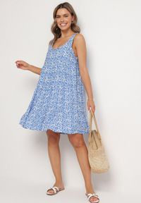 Born2be - Niebieska Bawełniana Sukienka o Rozkloszowanym Kroju z Geometrycznym Wzorem Natiriana. Kolor: niebieski. Materiał: bawełna. Wzór: geometria. Sezon: lato. Typ sukienki: sportowe. Styl: elegancki, sportowy #6