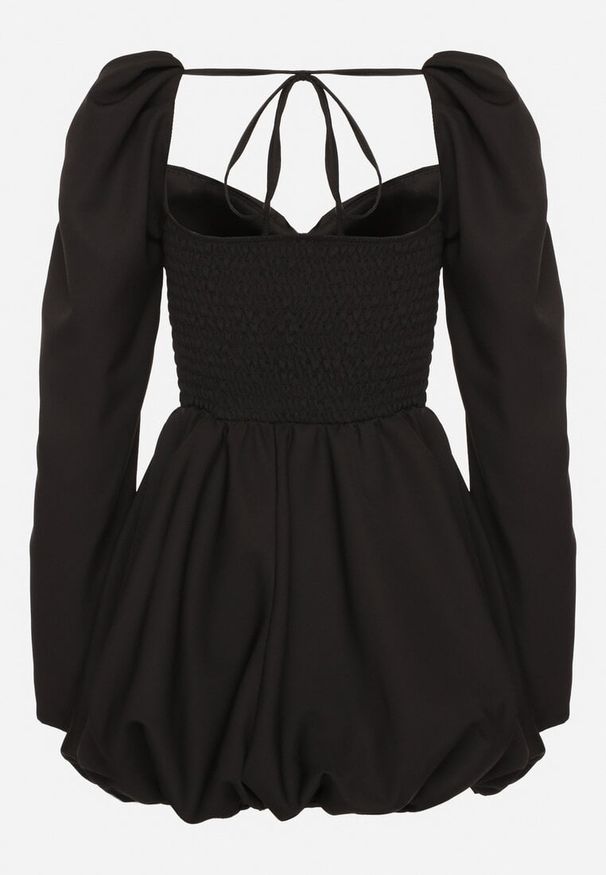 Born2be - Czarna Rozkloszowana Sukienka Bombka z Wiązaniem na Plecach Poltewin. Okazja: na wesele, na imprezę, na co dzień, na ślub cywilny. Typ kołnierza: kokarda, dekolt kwadratowy. Kolor: czarny. Typ sukienki: bombki. Styl: elegancki, casual, klasyczny