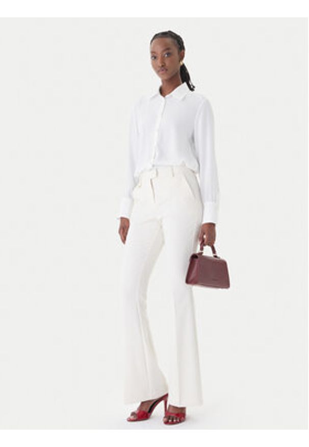 Rinascimento Koszula CFC0127447003 Biały Regular Fit. Kolor: biały. Materiał: syntetyk