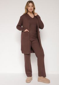 Born2be - Brązowy Komplet Dzianinowy z Bawełną Spodnie Kamizelka i Długi Kardigan Meviravia. Kolor: brązowy. Materiał: dzianina, bawełna #5