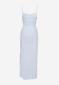 Born2be - Jasnoniebieska Sukienka Dopasowana na Ramiączkach z Wycięciami pod Biustem i Metalowymi Detalami Galentia. Okazja: na co dzień. Kolor: niebieski. Długość rękawa: na ramiączkach. Styl: casual, klasyczny #3