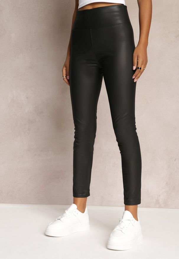 Renee - Czarne Legginsy z Ekoskóry Favi. Stan: podwyższony. Kolor: czarny. Materiał: skóra. Wzór: gładki
