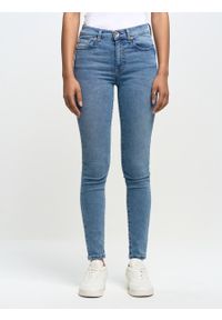 Big-Star - Spodnie jeans damskie zwężane Adela 240. Okazja: na co dzień. Kolor: niebieski. Styl: casual, sportowy