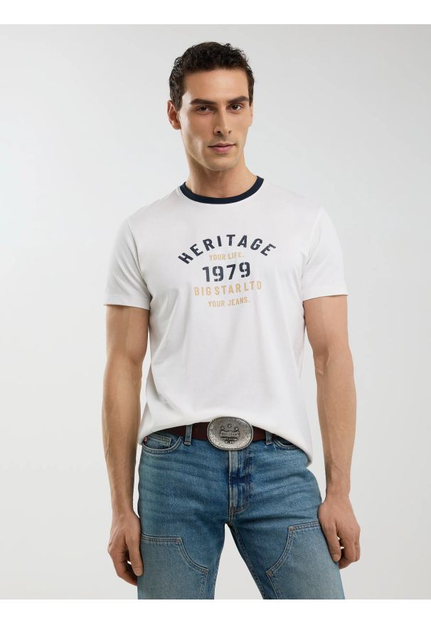Big-Star - Koszulka męska z nadrukiem biała Jaros 100. Okazja: na co dzień. Kolor: biały. Materiał: jeans, dzianina. Wzór: nadruk. Styl: sportowy, casual, klasyczny, vintage
