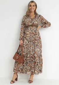 Born2be - Brązowo-Beżowa Sukienka Z Paskiem Phaenala. Kolor: brązowy. Materiał: zamsz. Wzór: nadruk, motyw zwierzęcy. Styl: klasyczny. Długość: maxi #1