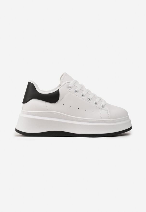 Born2be - Biało-Czarne Sneakersy z Delikatną Perforacją i Gumowym Misiem przy Sznurówkach Zephra. Kolor: biały. Materiał: guma
