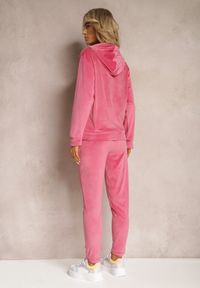 Renee - Ciemnoróżowy Welurowy Komplet Dresowy Bluza z Kapturem i Spodnie Vilna. Kolor: różowy. Materiał: dresówka, welur