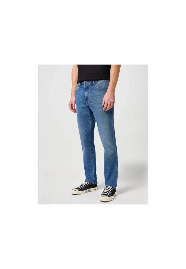 Męskie Spodnie Wrangler Texas Slim The Marverick 112330696, W38 L30. Okazja: na co dzień. Styl: elegancki, klasyczny, casual