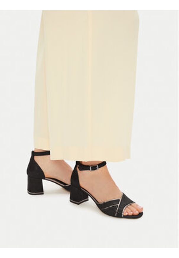 Lasocki Sandały WB-866-12 Czarny. Kolor: czarny. Materiał: zamsz, skóra