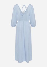 Born2be - Jasnoniebieska Rozkloszowana Bawełniana Sukienka Boho z Wiązaniem i Gumką w Talii Lawla. Okazja: na co dzień. Typ kołnierza: dekolt w kształcie V. Kolor: niebieski. Materiał: bawełna. Typ sukienki: rozkloszowane. Styl: boho #5