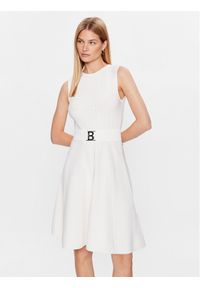 Blugirl Blumarine Sukienka koktajlowa RA3055-MA55N Biały Regular Fit. Kolor: biały. Materiał: syntetyk, wiskoza. Styl: wizytowy #1