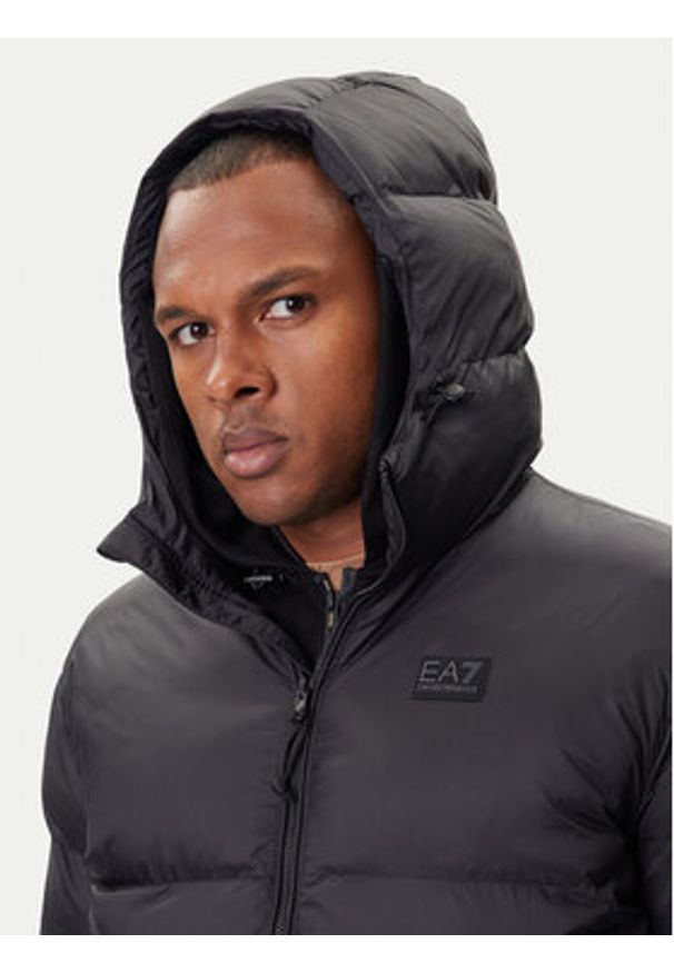 EA7 Emporio Armani Kurtka zimowa 7M000694 AF15956 UC001 Czarny Regular Fit. Kolor: czarny. Materiał: syntetyk. Sezon: zima