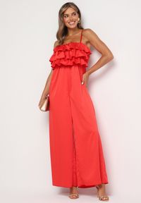 Born2be - Czerwony Kombinezon Koktajlowy na Regulowanych Ramiączkach z Falbankami i Gumką w Pasie Tesvia. Okazja: na co dzień. Kolor: czerwony. Długość rękawa: na ramiączkach. Styl: wizytowy #2