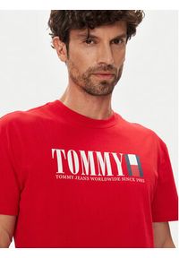 Tommy Jeans T-Shirt Dna Flag DM0DM21941 Czerwony Regular Fit. Kolor: czerwony. Materiał: bawełna #4