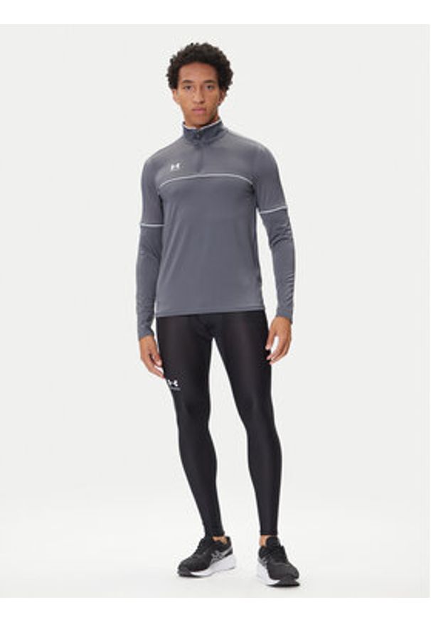 Under Armour Bluza techniczna Ua Challenger 6004043 Szary Slim Fit. Kolor: szary. Materiał: syntetyk