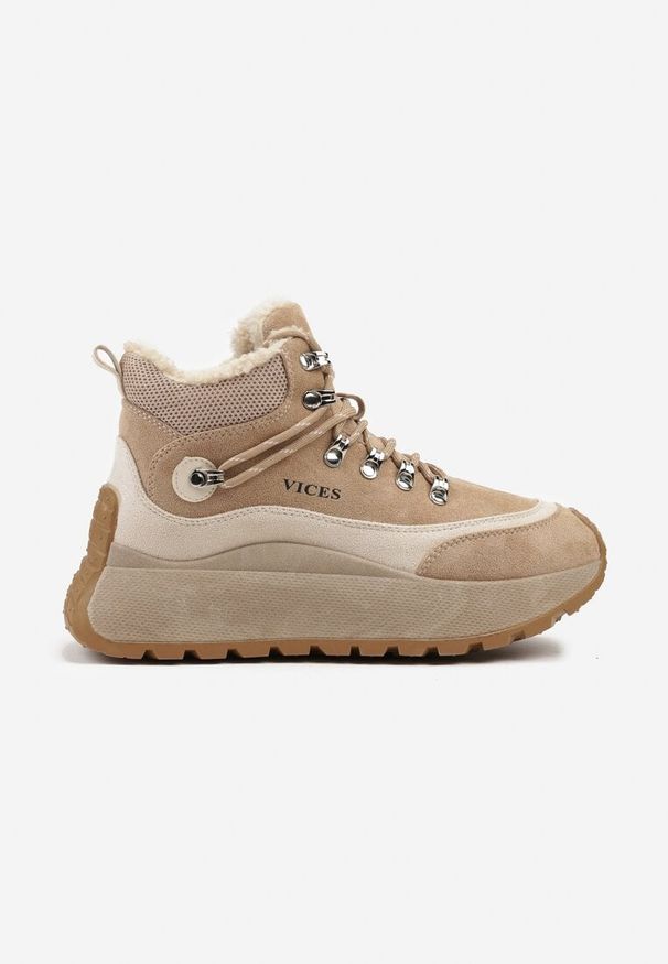 Born2be - Ciemnobeżowe Sportowe Sneakersy Śniegowce Vices na Grubej Podeszwie Nellsana. Okazja: na co dzień. Kolor: beżowy. Materiał: jeans. Szerokość cholewki: normalna. Wzór: aplikacja