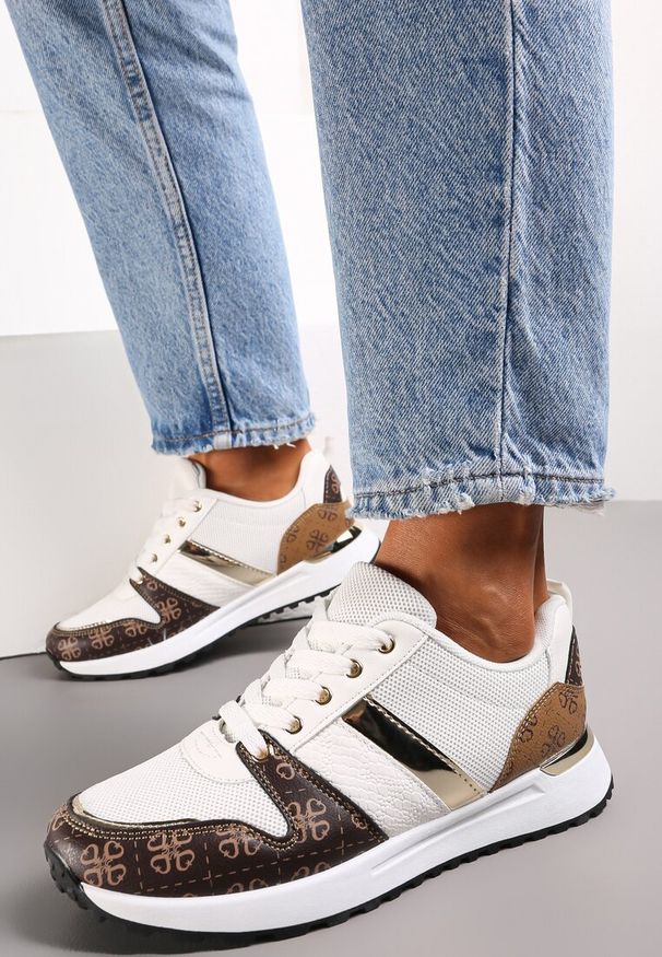 Renee - Białe Wzorzyste Sneakersy przed Kostkę na Grubej Podeszwie Odenia. Wysokość cholewki: przed kostkę. Kolor: biały