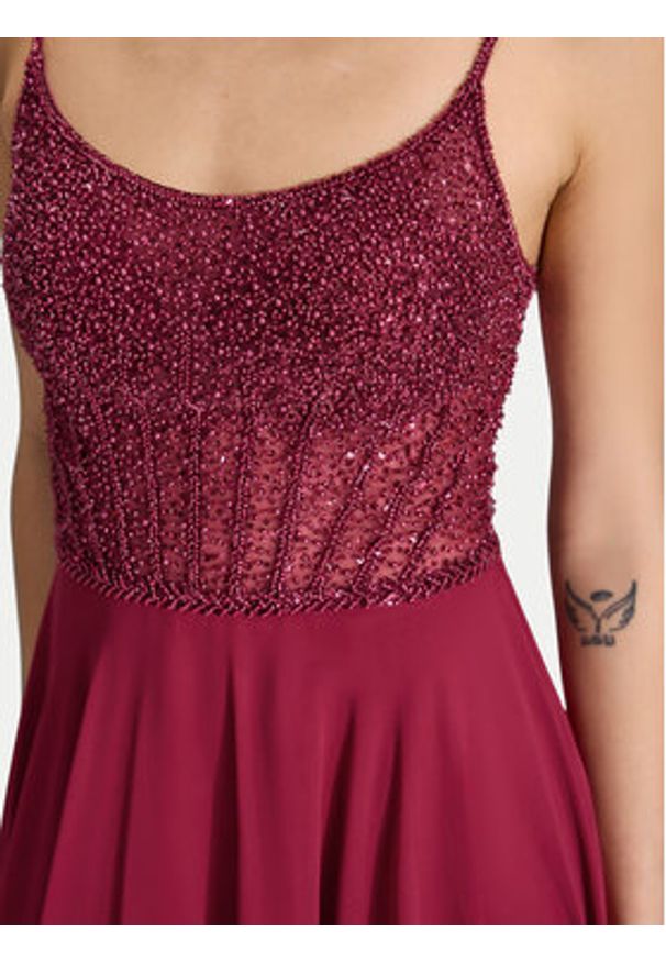 Hey Kyla Sukienka wieczorowa 5AK023HK Bordowy Regular Fit. Kolor: czerwony. Materiał: syntetyk. Styl: wizytowy