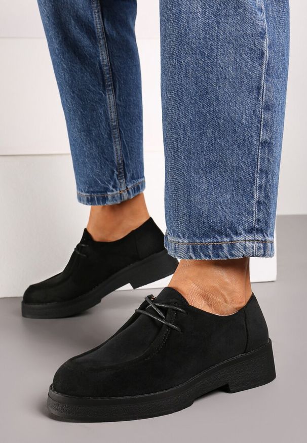 Renee - Czarne Ekozamszowe Półbuty Sznurowane na Płaskiej Podeszwie Inalith. Kolor: czarny. Materiał: jeans. Obcas: na płaskiej podeszwie. Styl: klasyczny, elegancki