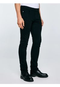 Big-Star - Jeansy męskie dopasowane czarne Terry 915. Okazja: na co dzień. Stan: obniżony. Kolor: czarny. Styl: casual #4