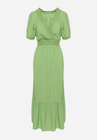 Born2be - Jasnozielona Bawełniana Sukienka z Kopertowym Dekoltem w Stylu Boho Rissasie. Okazja: na co dzień. Kolor: zielony. Materiał: bawełna. Typ sukienki: kopertowe. Styl: boho #5