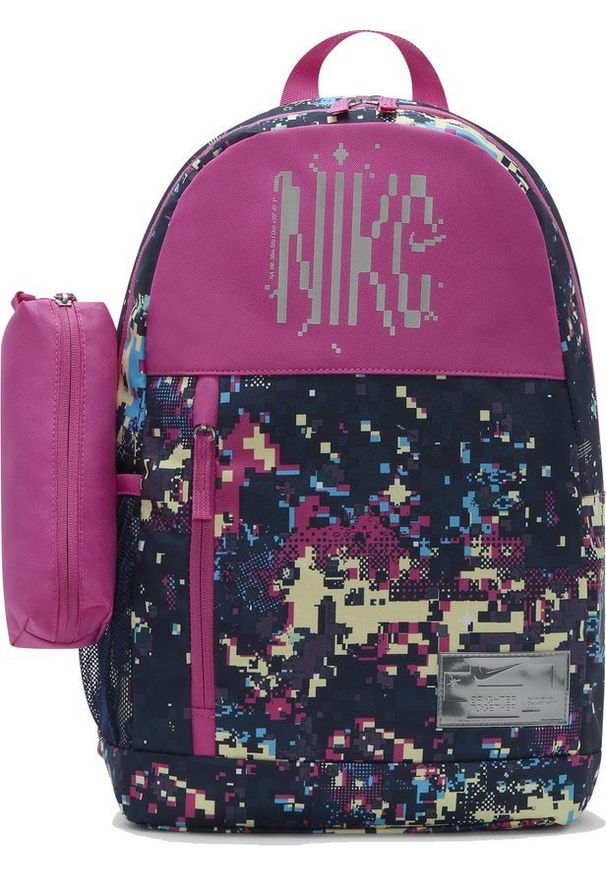 Nike Plecak szkolny NIKE Dziecięcy z piórnikiem Sportowy 20L. Styl: sportowy