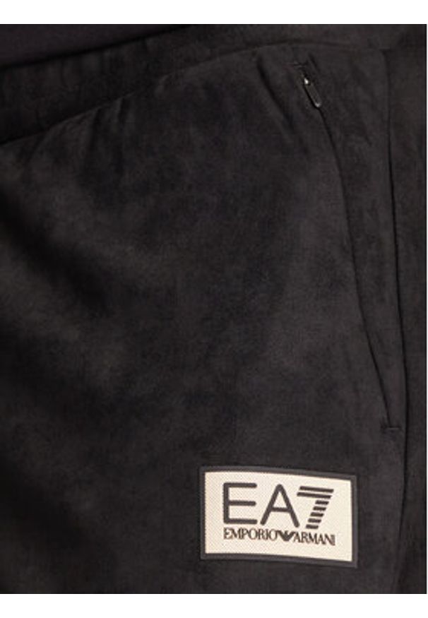 EA7 Emporio Armani Spodnie dresowe 7M000676 AF16718 UC001 Czarny Regular Fit. Kolor: czarny. Materiał: syntetyk