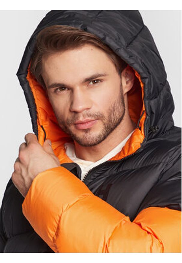 Helly Hansen Kurtka zimowa Active 53523 Pomarańczowy Regular Fit. Kolor: pomarańczowy. Materiał: syntetyk. Sezon: zima