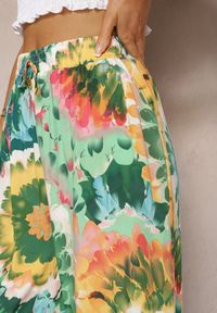 Renee - Zielone Wiskozowe Spodnie o Szerokim Kroju High Waist Tie Dye z Gumką w Talii Nalflea. Okazja: na co dzień. Stan: podwyższony. Kolor: zielony. Materiał: wiskoza. Styl: casual #4